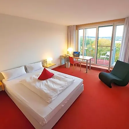 Collegium 4* Glashutten (Hessen)