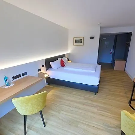 Collegium Hotel 4*