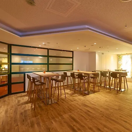 Collegium Hotel 4*